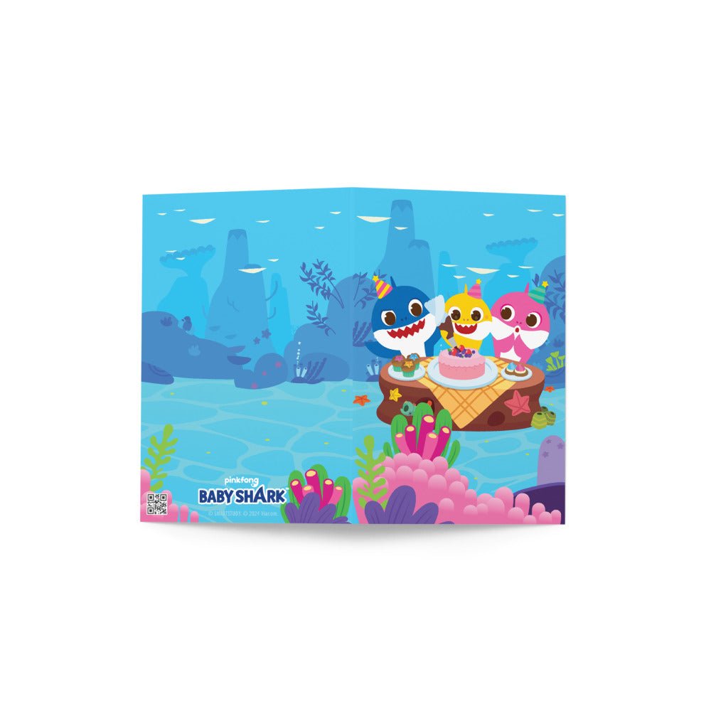 Baby Shark Birthday Greeting Card - Paramount Shop