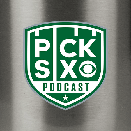 Pick Six Podcast Logo 20 oz Water Bottle - Paramount Shop