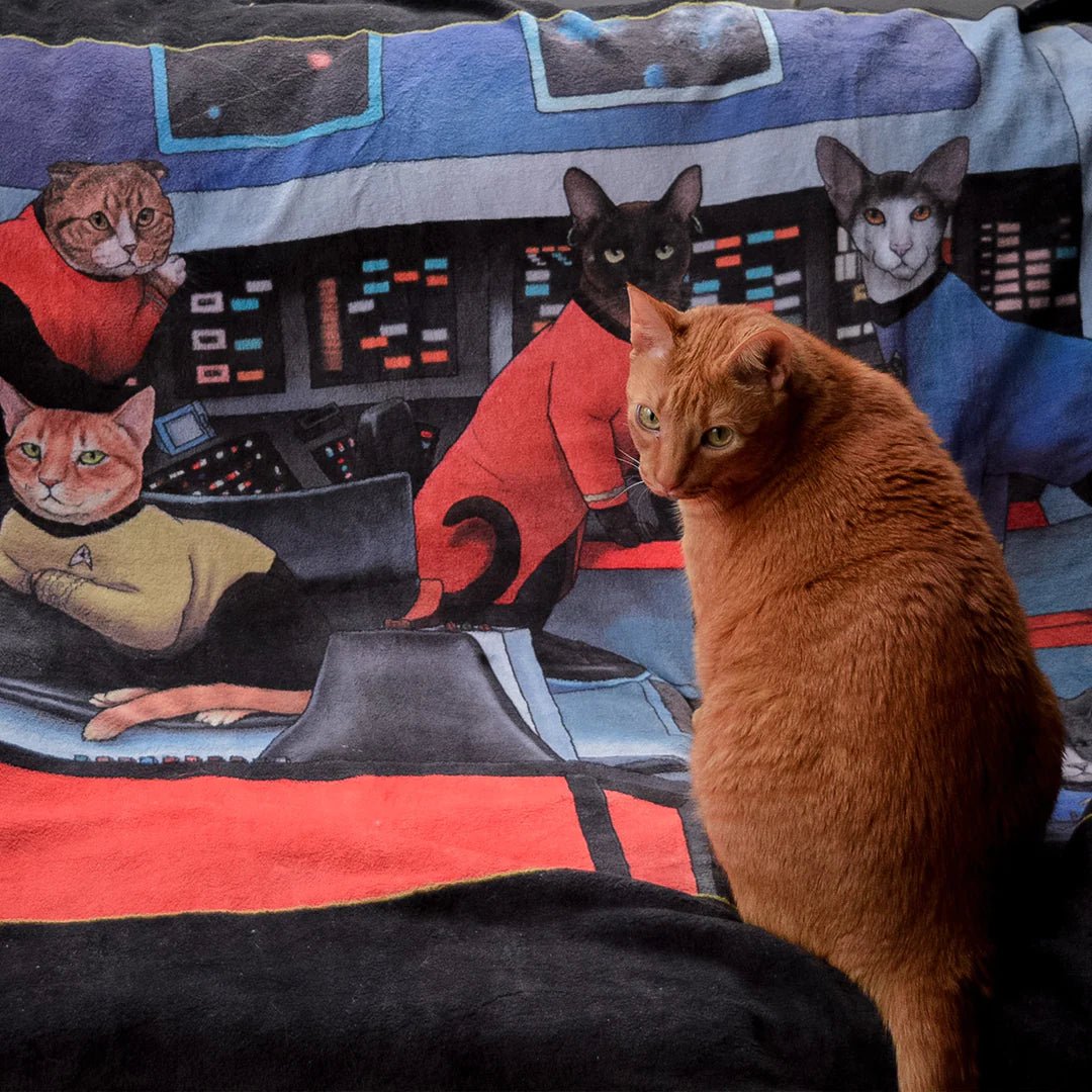 Star Trek: The Original Series Crew Cats Black Sherpa Blanket - Paramount Shop