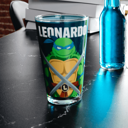 Teenage Mutant Ninja Turtles Leonardo 17 oz Pint Glass - Paramount Shop