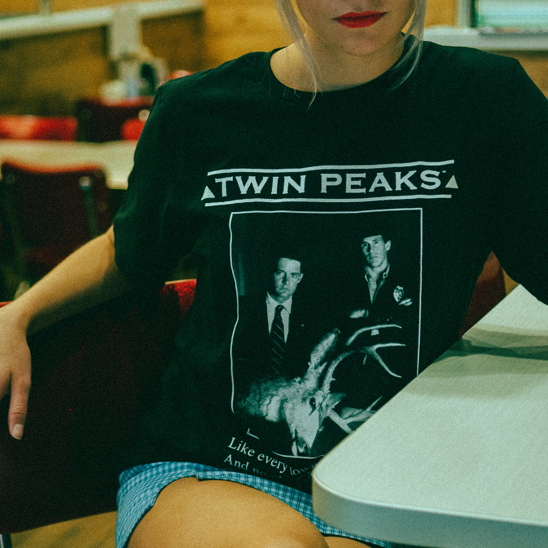 Twin Peaks Buck Photo Adult Short Sleeve T-Shirt