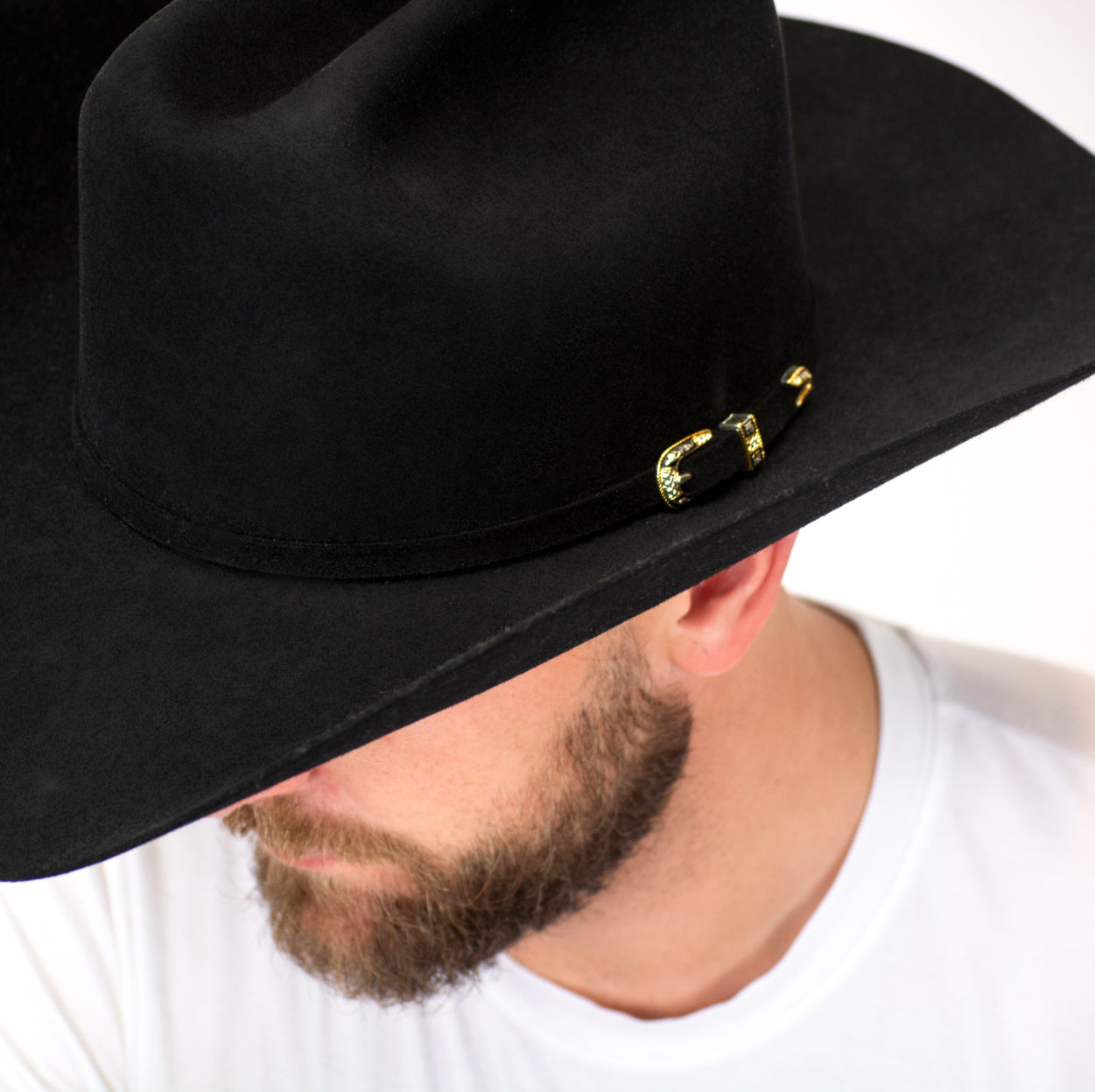 Qué significan las x en los sombreros vaqueros?